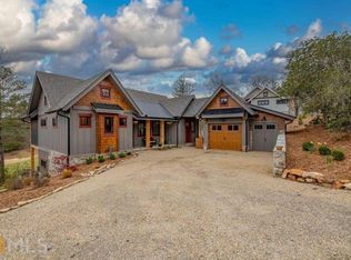200 Fawn Way, Mineral Bluff, GA 30559