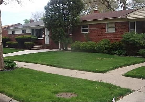 2nd image of 21900 Kenosha Ave