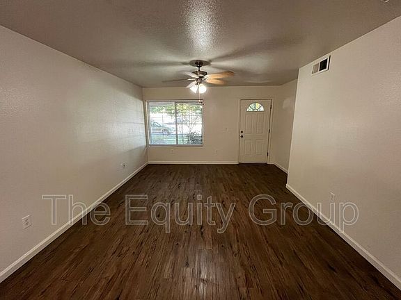 3rd image of 2634 E Saint Johns Pkwy