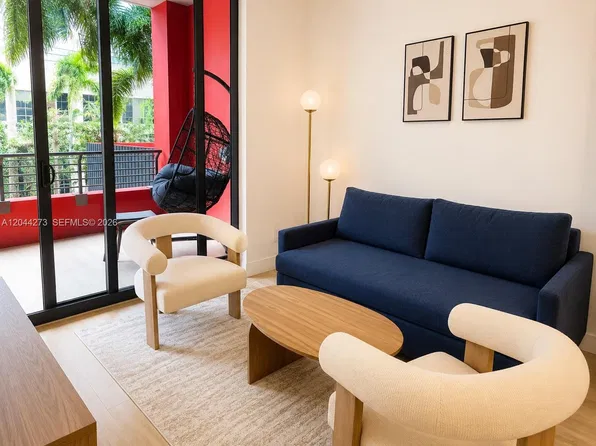 90 NE 32nd St, Miami, FL