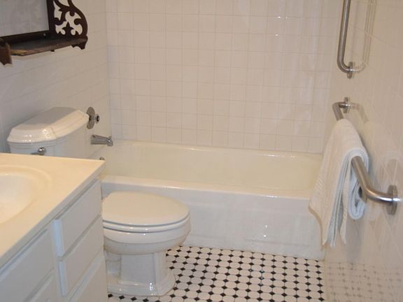 5th image of 10735 5th Avenue Cut Off APT 305