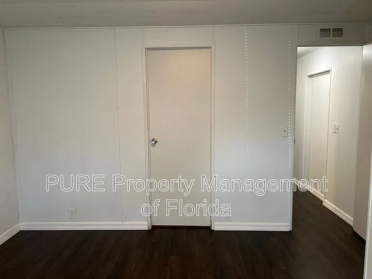 600 NE 63rd Ct — Photo 18
