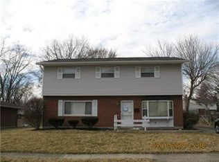 95 Woods Rd, Springboro, OH 45066