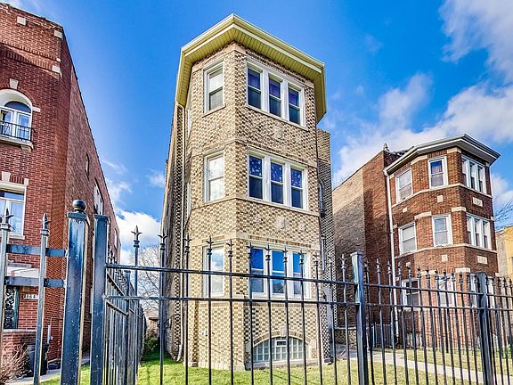 3rd image of 8638 S Euclid Ave