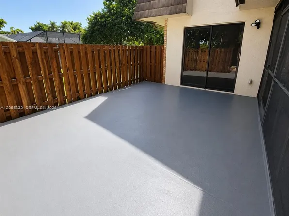 2501 NW 99th Ave, Coral Springs, FL 33065