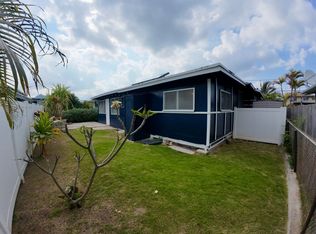 613 Auwai St, Kailua, HI 96734