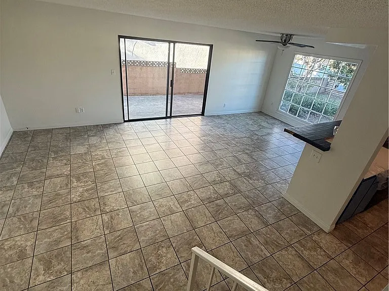 10831 Pine St — Photo 5