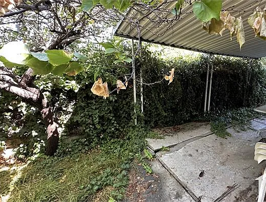 6217 Newcastle Ave — Photo 31