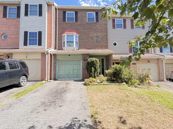 19515 White Saddle Dr, Germantown, MD 20874