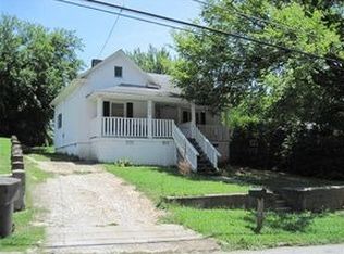 1105 Park St, High Point, NC 27260