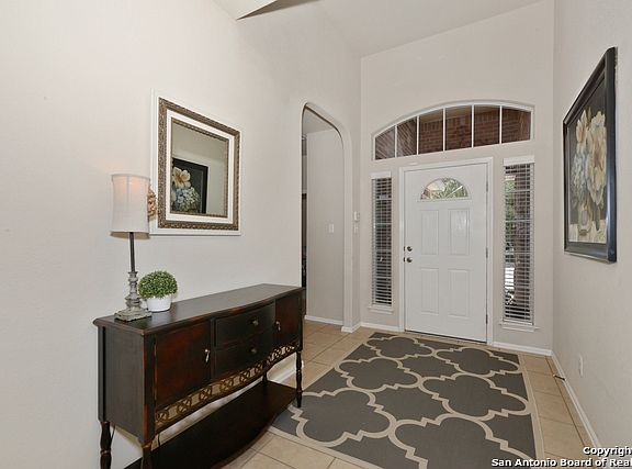 3rd image of 8507 Spicewood Bnd