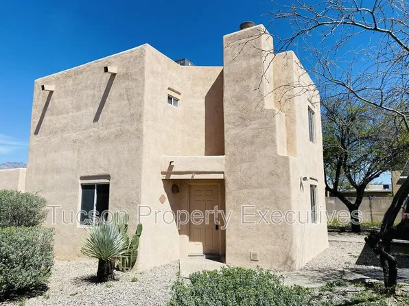3319 E Presidio Rd #2, Tucson, AZ 85716
