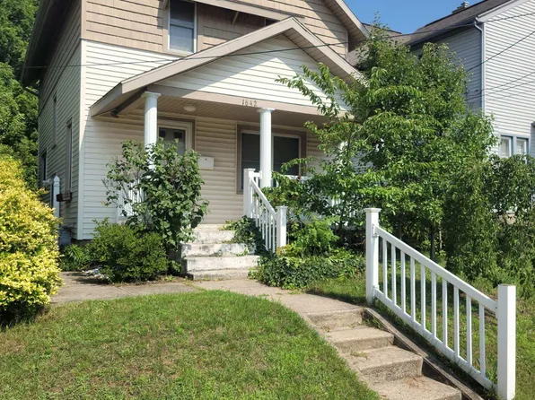 1642 Madison Ave SE, Grand Rapids, MI 49507