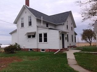 14241 E 2470th St, Annawan, IL 61234