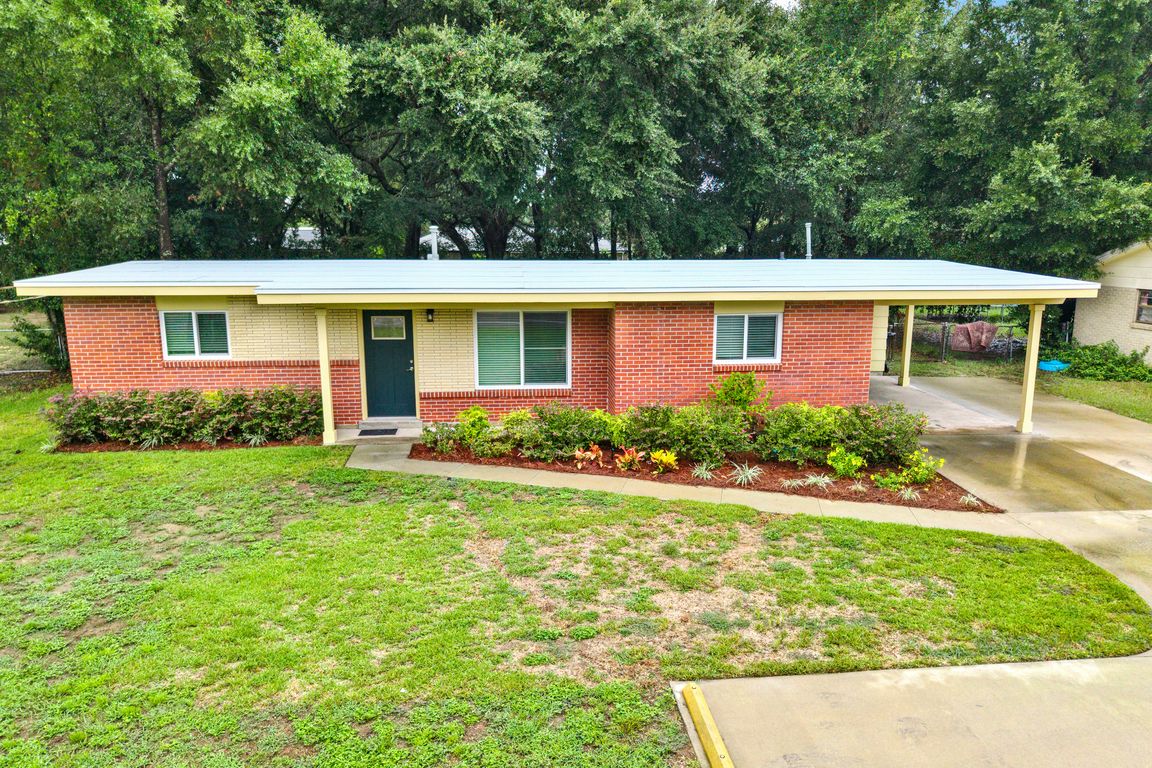 3645 Creighton Rd 36