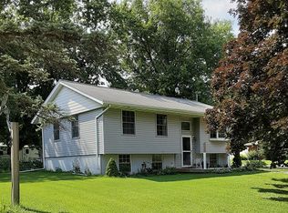 602 S Ridge St, Shannon, IL 61078