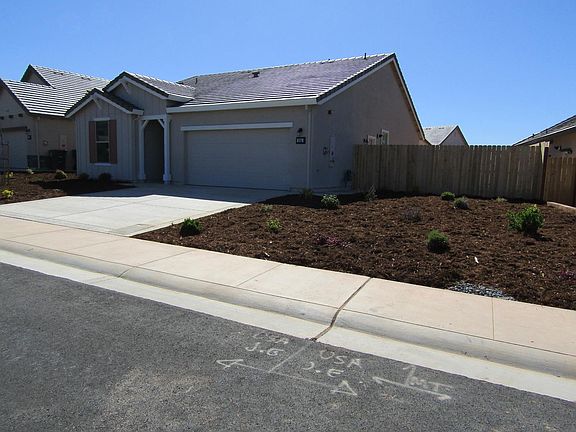 3rd image of 514 Bellflower Cir