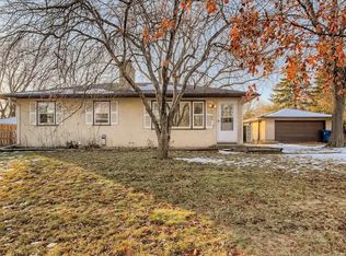 4065 Mica Trl, Eagan, MN 55122