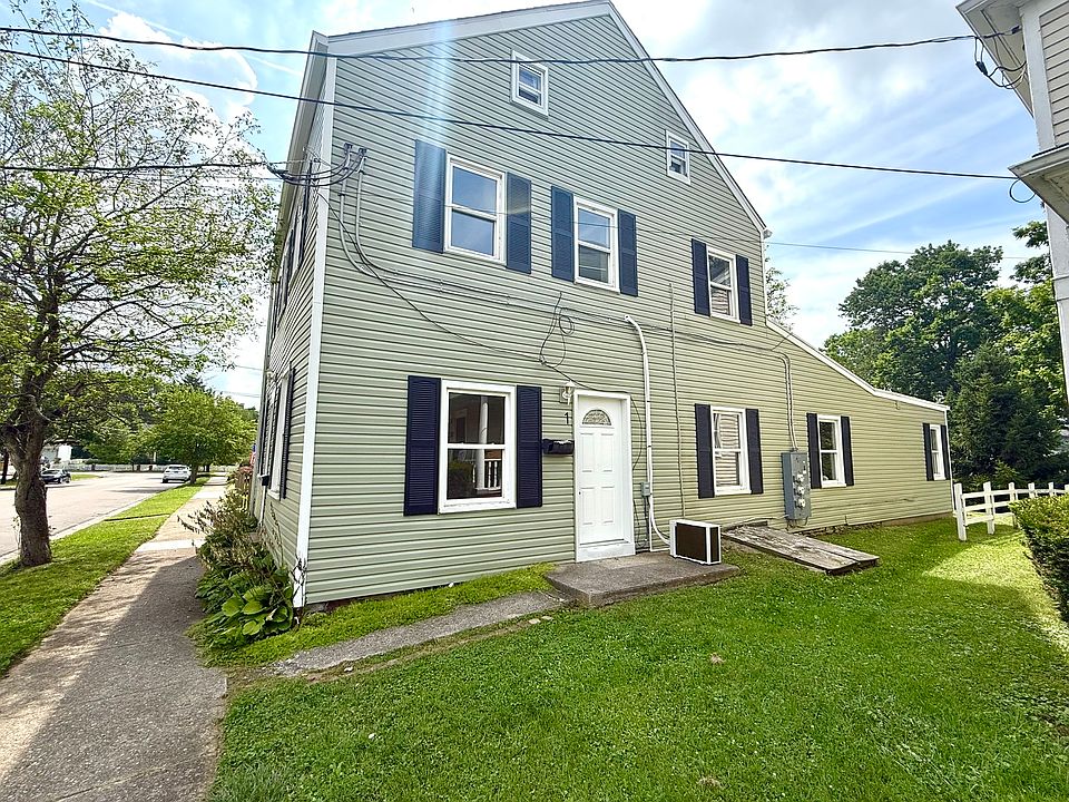 1st image of 445 E Silver St APT 1