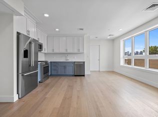 Mira, Boston, MA 02128