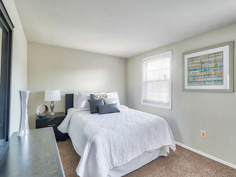 Fairway Ridge Apartments and Townhomes — Photo 21