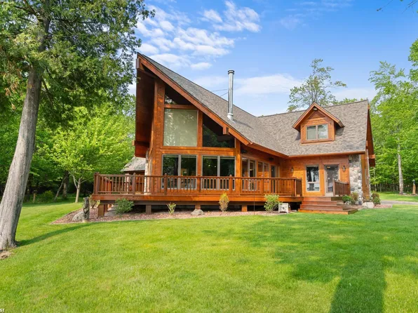 2333 Boy Scout Rd, Indian River, MI 49749