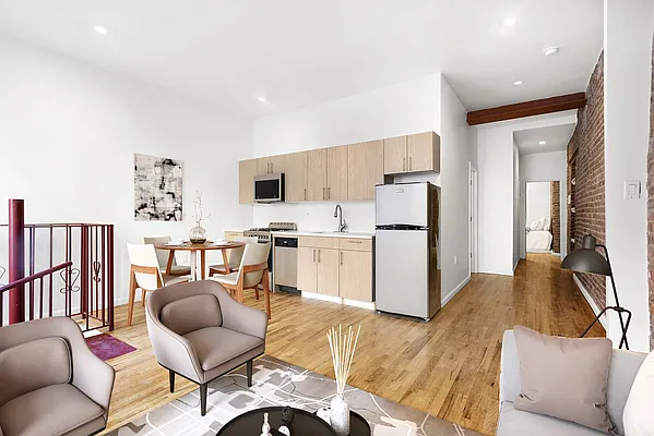 Rented by Compass | media 14