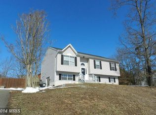 14 Donna Dale Dr, Fredericksburg, VA 22405