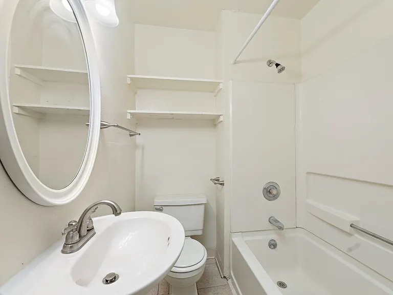 3606 Baltimore Ave — Photo 11