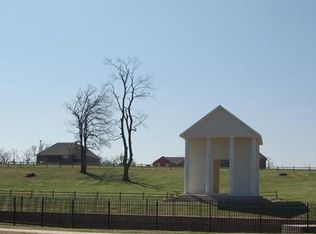 2008 Florence Ave, Lowell, AR 72745