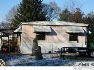 1606 Woodhill Dr, Brighton, MI