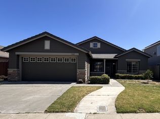 1982 Pin Oak Ln, Manteca, CA 95336