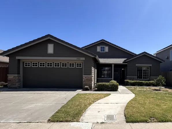 1982 Pin Oak Ln, Manteca, CA 95336