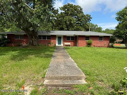 204 Church St Photo 1