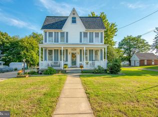 7805 Bluegrass Rd, Baltimore, MD 21237