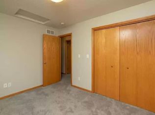 2926 Fremont Ct SW, Rochester, MN 55902