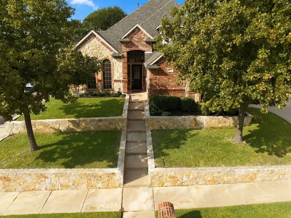 7921 Shady Oaks Dr, North Richland Hills, TX 76182