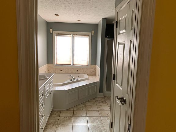 4th image of 17590 Parkside Dr