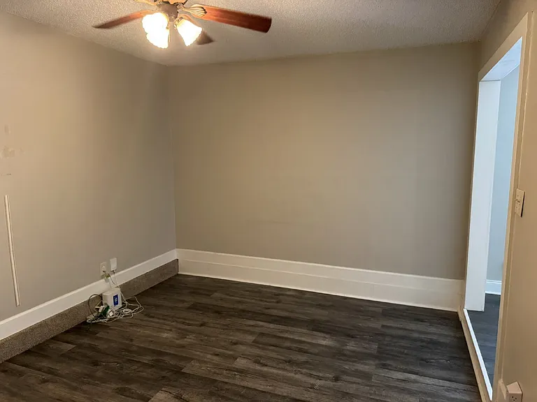 2120 Blair Rd — Photo 11
