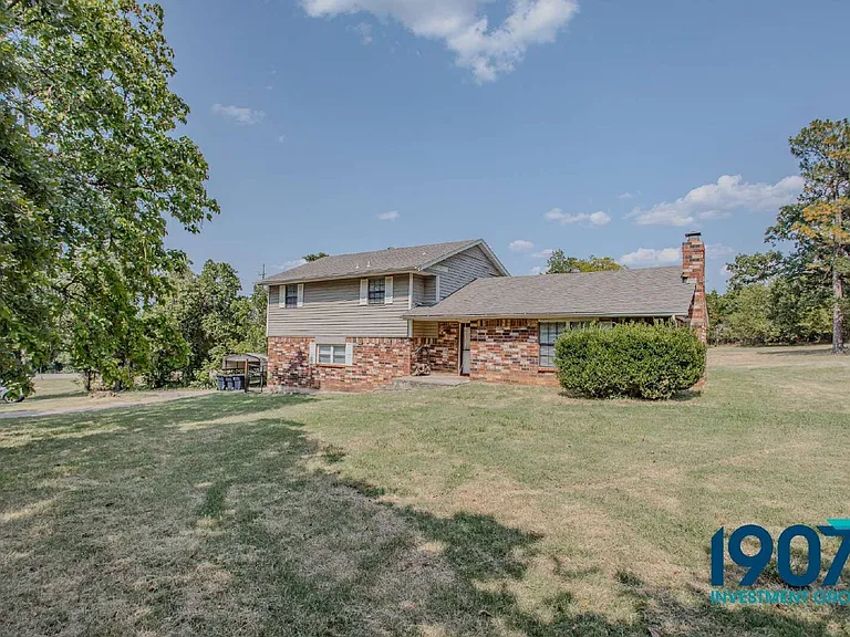 15008 Ken Rd — Photo 2