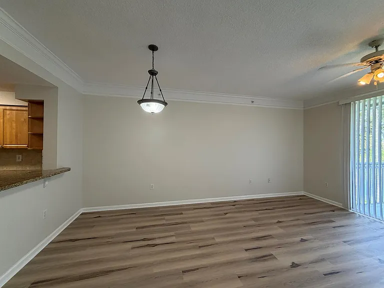 2052 Alta Meadows Ln #2205 — Photo 5