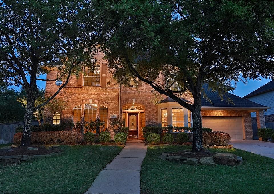 FIVE BEDROOM NEWMARK HOME