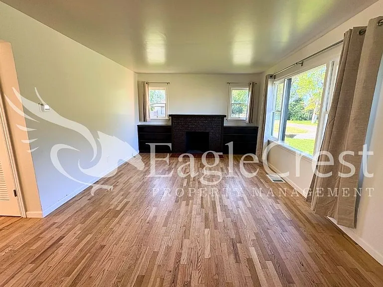 1339 Modoc St — Photo 12