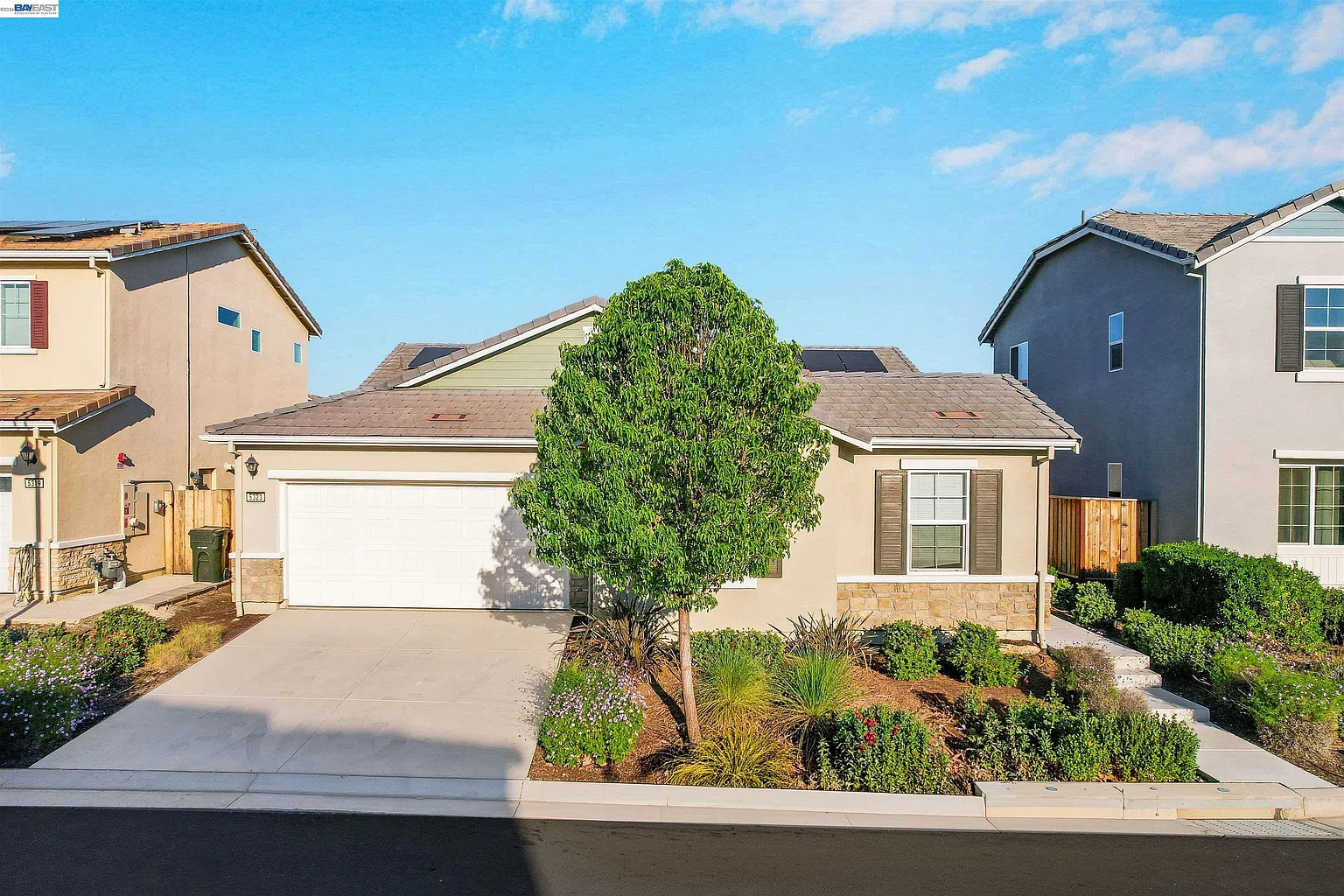 5323 Potter Valley Ln photo 1