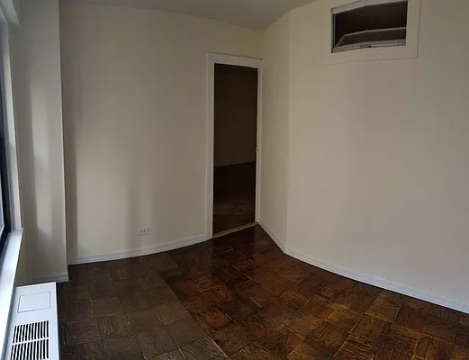 Rented by Manhattan Apartment Organization | media 71