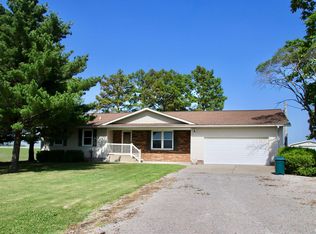 592 Swan Pond Rd, Jacob, IL 62950