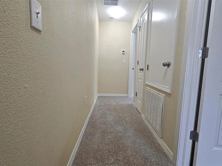 8548 Gablebend Way — Photo 36