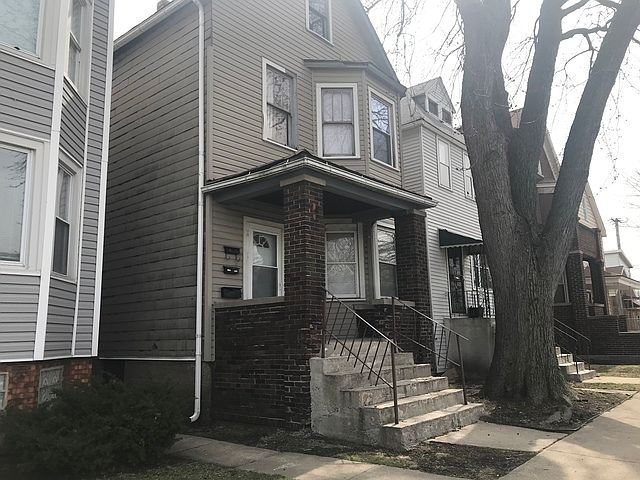 1st image of 8245 S Escanaba Ave