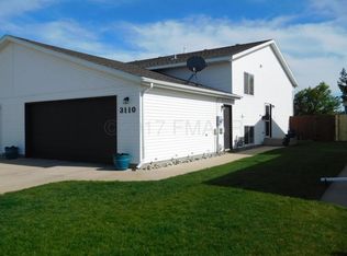 3110 Dakota Park Cir S, Fargo, ND 58104