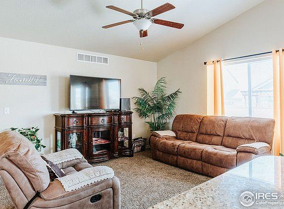 3rd image of 1532 Hanging Valley Ln